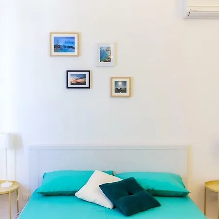 Mondello Beach Rooms - By The Sea-2